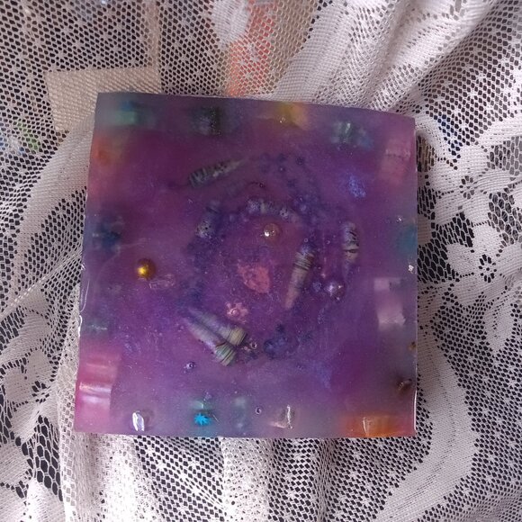 Unicorn Fantasy Ashtray - Picture 2 of 3